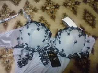ブラジャー買った