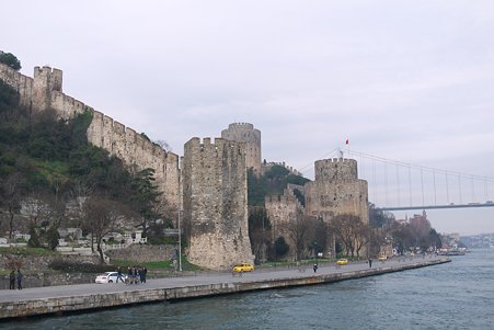 2011.01.28　トルコ　イスタンブル　ボスフォラス海峡クルーズ-ルメリ・ヒサールと第2ボスフォラス大橋