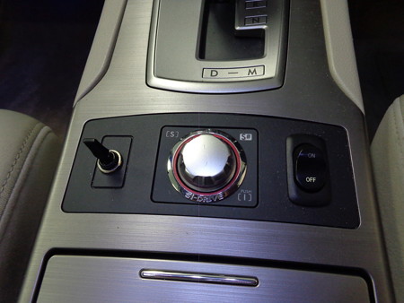 レガシィＢＲ９　大阪府　パーキングスイッチ移設前