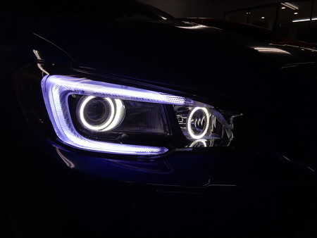 ＷＲＸ　ＳＴＩ　ＶＡＢ　東京都　イカリング・ＮＥＷアウディ風ＬＥＤ　ホワイト