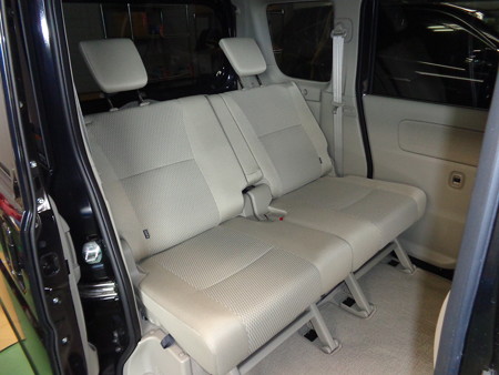 エブリィ　シートカバー取付前