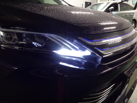 ハリアー　埼玉県　ウインカー２色ＬＥＤ　ホワイト