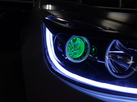 トヨタＡＱＵＡ　愛知県　プロジェクター内ＬＥＤ取付　カラーチェンジタイプ２