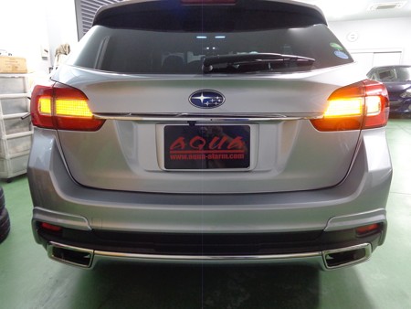 レヴォーグ　テールＬＥＤバージョン３取付　ウインカー
