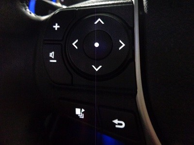 ヴォクシー　ＬＥＤ打ち替え　ステアリングスイッチ