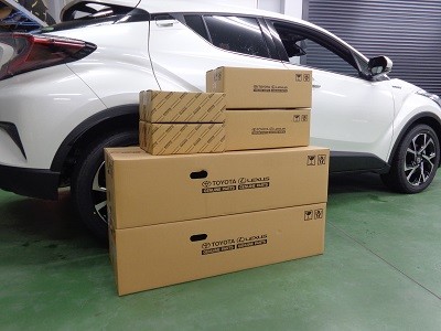 Ｃ－ＨＲ　下位グレード用ヘッドライト・テール一式