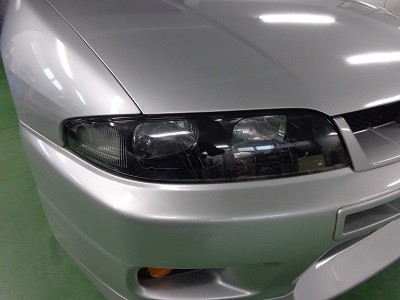 ３３ＧＴＲヘッドライト磨き