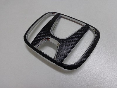 Ｓ６６０　エンブレムカーボンシート加工