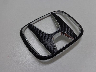 Ｓ６６０　エンブレムカーボンシート加工