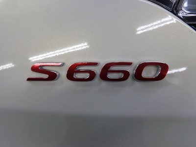 Ｓ６６０　エンブレム　クリアレッド