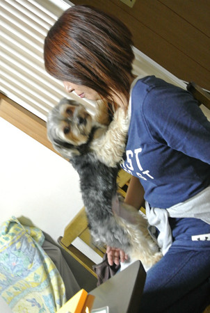 私に抱きつくピピ