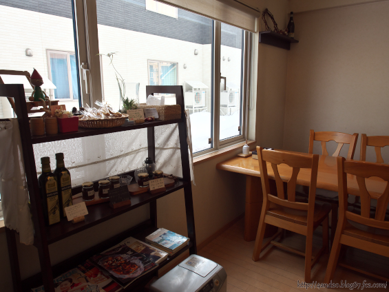 店内 P2120044