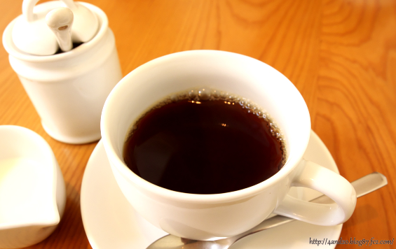 ホットコーヒー P2120066
