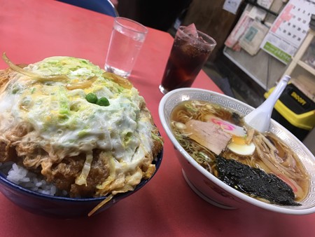 カツ丼とラーメン