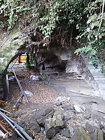 北鎌倉 緑の洞門 8月崩落 その後 どうなってますか つのだあきお フリーライター 角田晶生 つのだ あきお