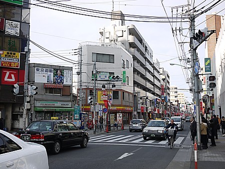 町屋駅前