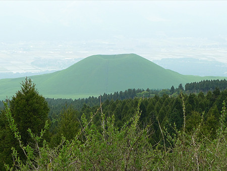 米塚(9)草千里展望所より