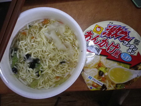 マルちゃん激めんワンタンメンあんかけ風しお