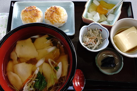 ひっつみ定食(道の駅・石鳥谷【岩手】)