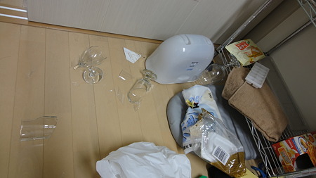 あぇ~、合羽橋ニイミの特売でサンドブラストの練習用に買った3個213円のグラスがぁ・・・