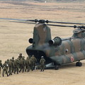 Photos: 降下訓練始め1 CH-47