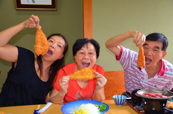 海老フライはこのサイズ。確かに大きい！