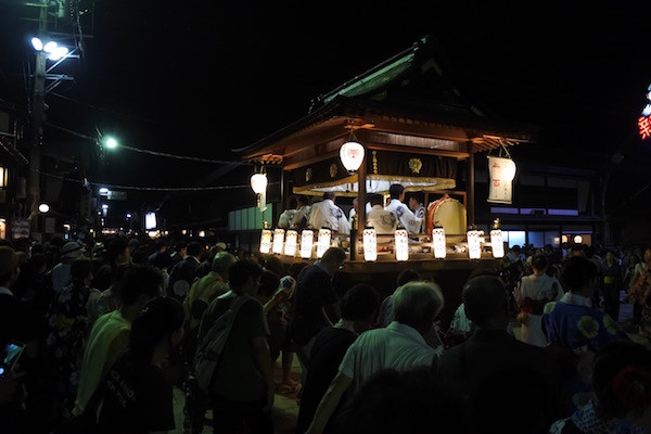 郡上踊りの徹夜踊り