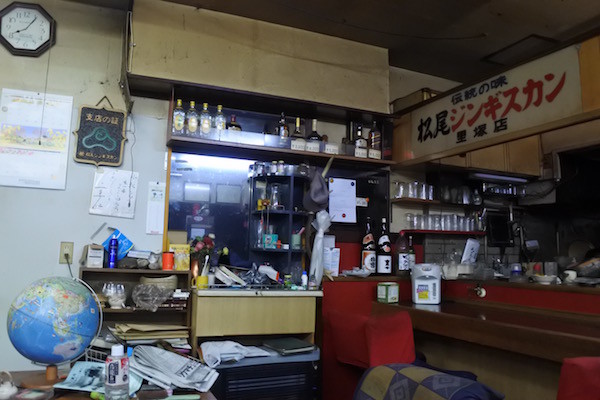 店内は「古さ」や「渋さ」というよりも・・