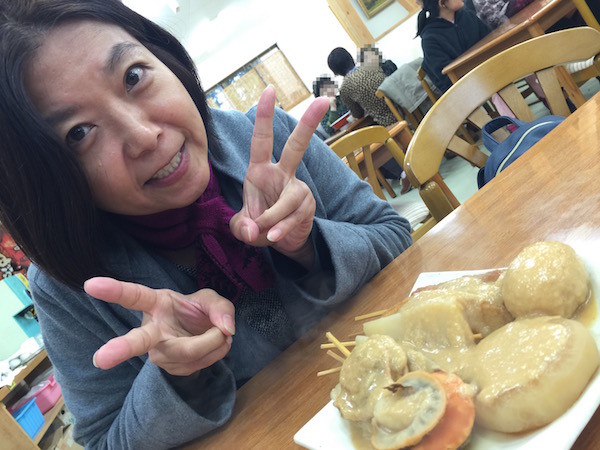 萱野茶屋で美味しいおでんをいただく