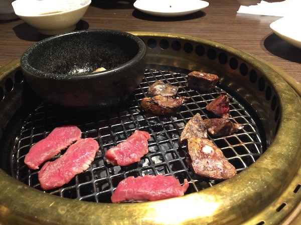 仮店舗なので網焼きですが、個室スタイルでゆっくり会食を楽しめる