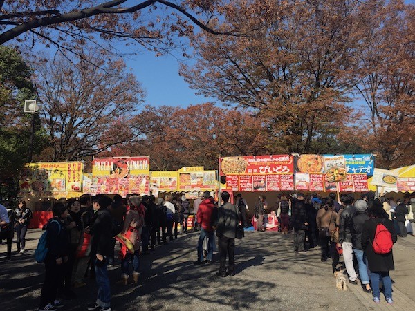 代々木公園の野外ステージ付近はメキシコ祭り？