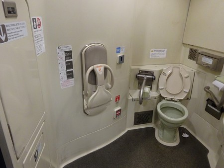 85-トイレ(車椅子対応)2
