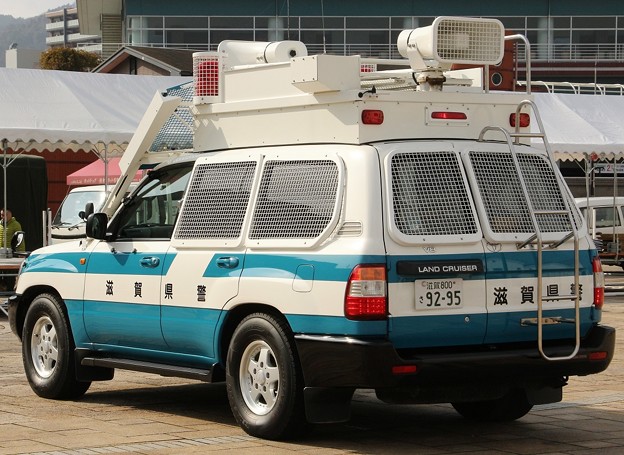 滋賀県警 機動隊　現場指揮官車（後部）